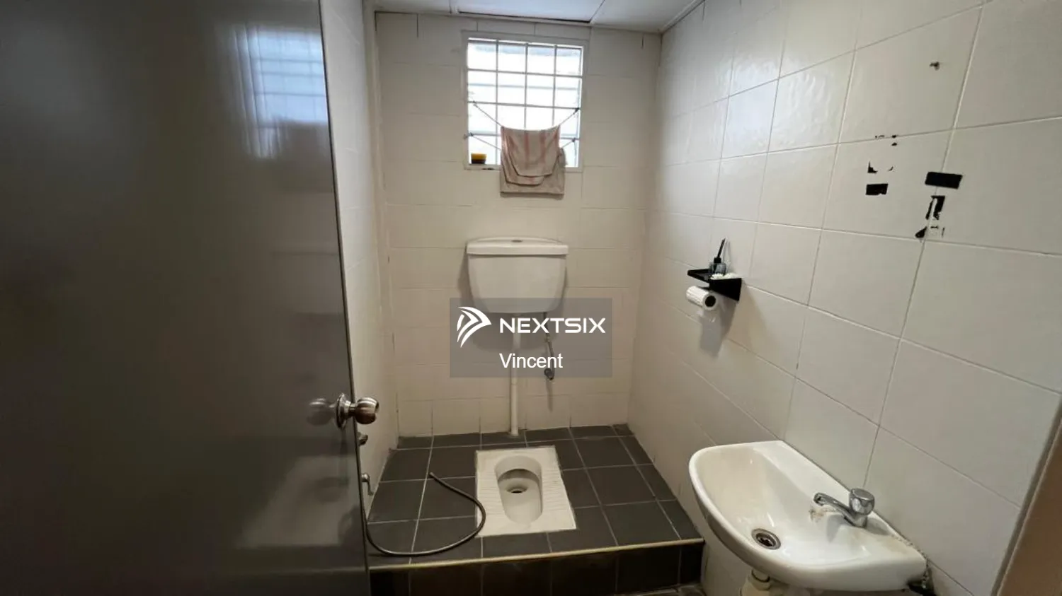 Shop Office For Rent in Seri Kembangan Selangor - Image 11