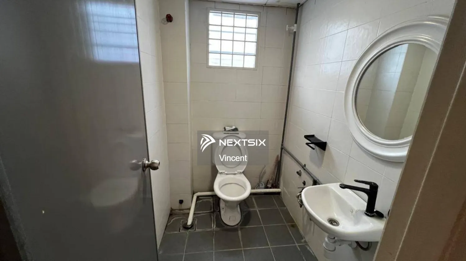 Shop Office For Rent in Seri Kembangan Selangor - Image 12