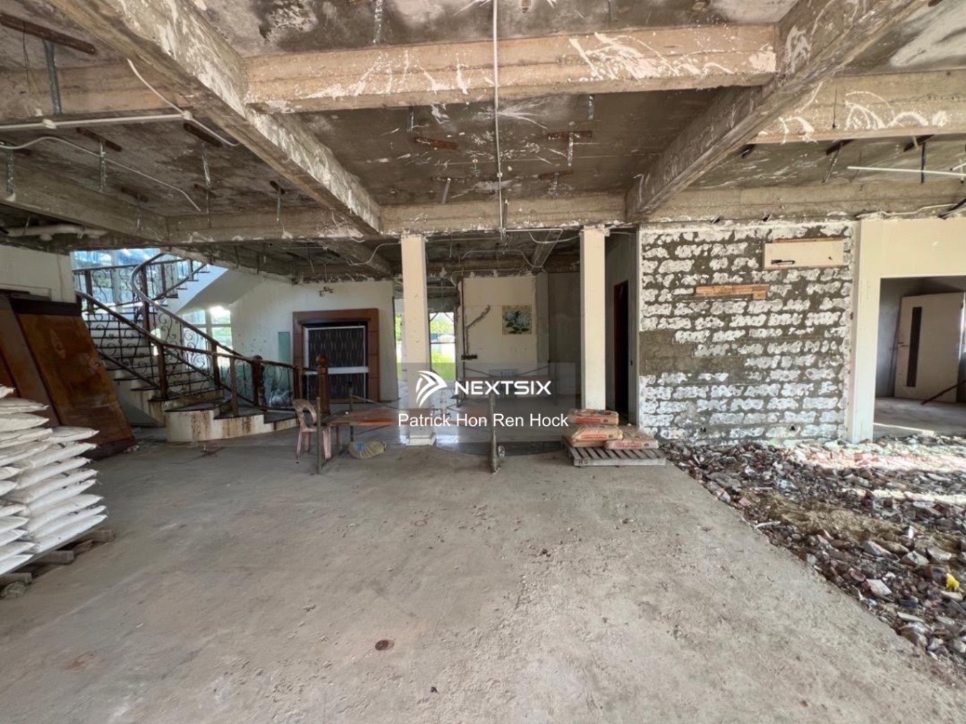 Bungalow For Sale in Kuching Sarawak - Image 5