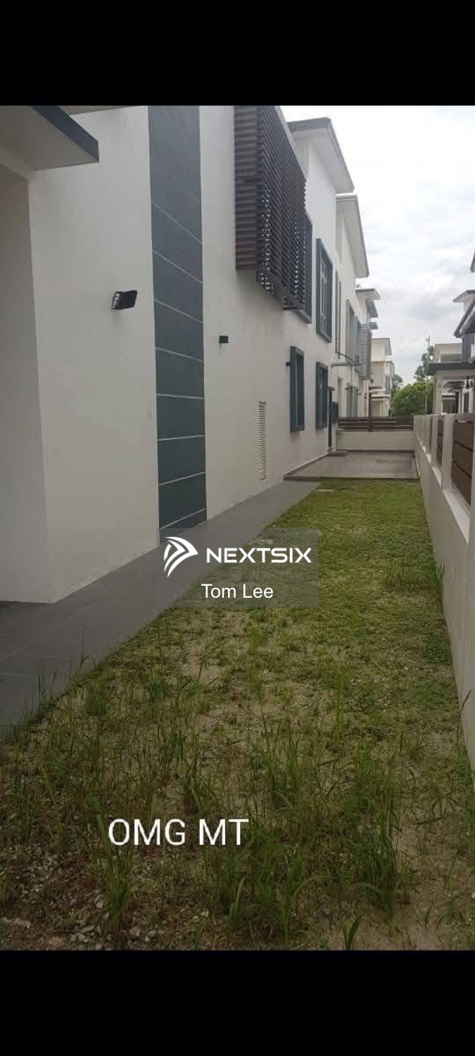 Bungalow For Sale in Setia Alam Selangor - Image 3