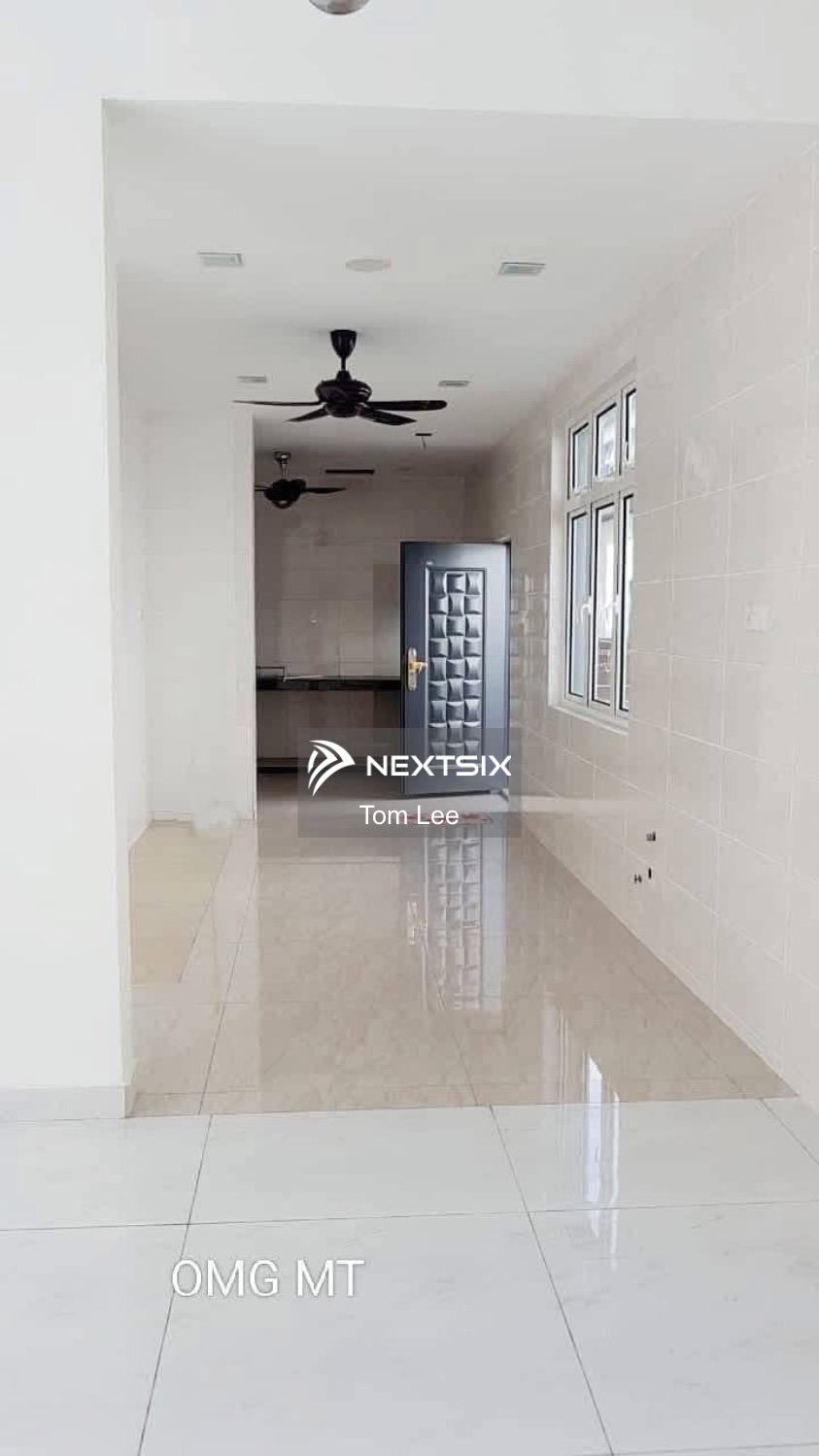 Bungalow For Sale in Setia Alam Selangor - Image 4