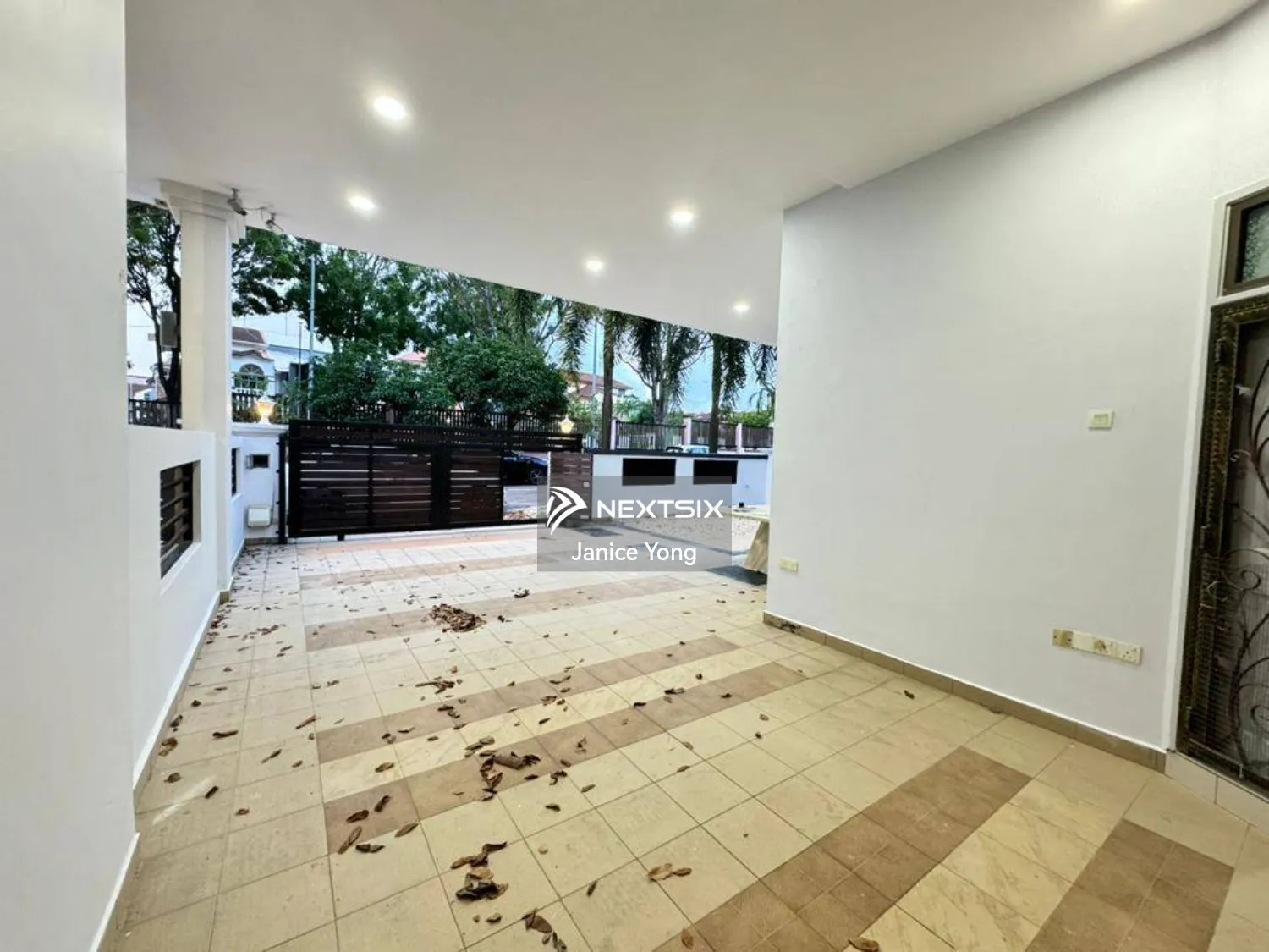 Semi-detached House For Rent in Tebrau Johor