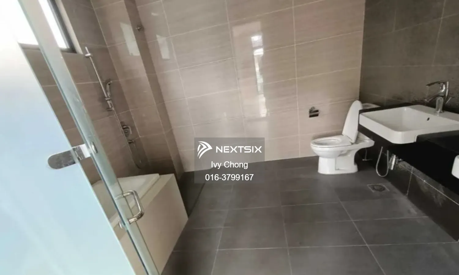 Bungalow For Sale in Petaling Jaya Selangor - Image 8