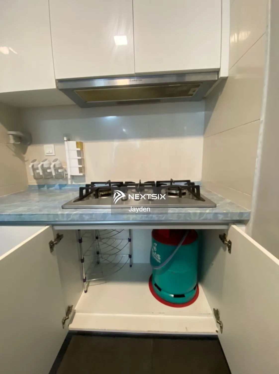 Serviced Residence For Rent in Taman Melawati Selangor - Image 21