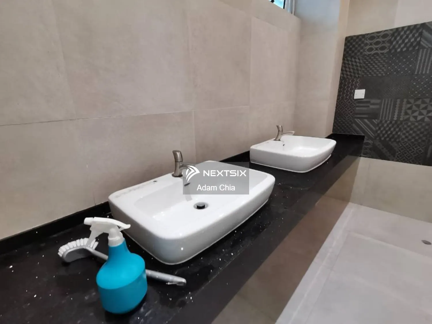 Bungalow For Sale in Port Klang Selangor - Image 14