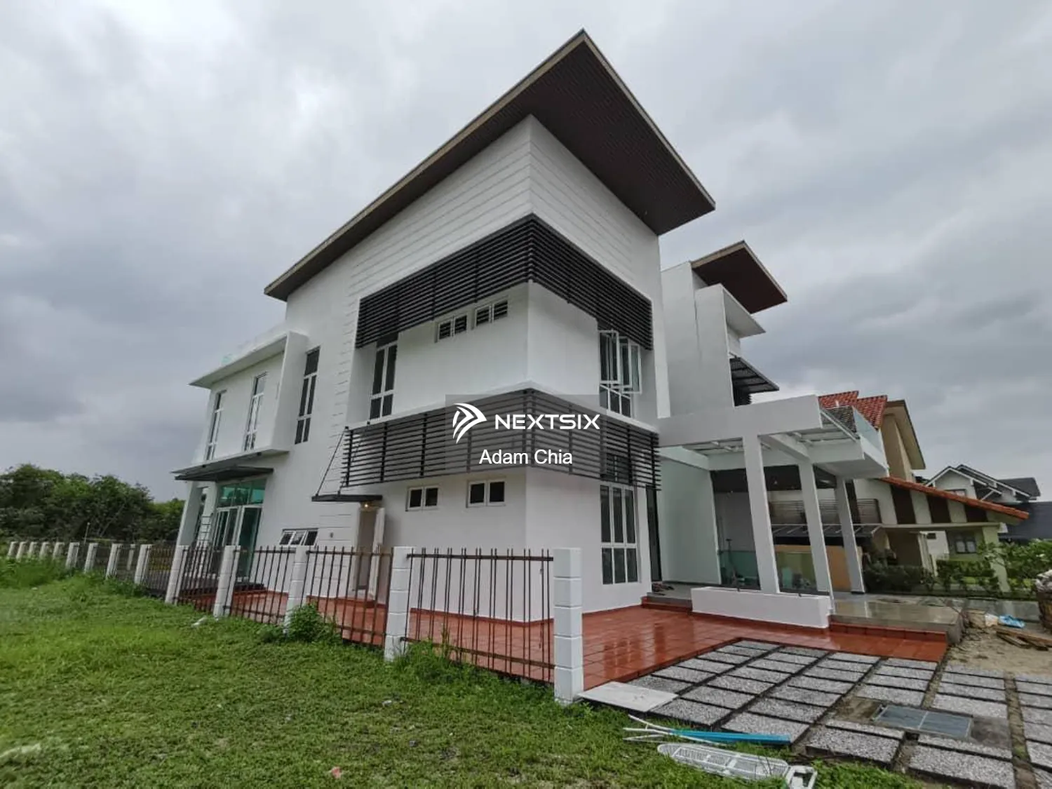 Bungalow For Sale in Port Klang Selangor - Image 4