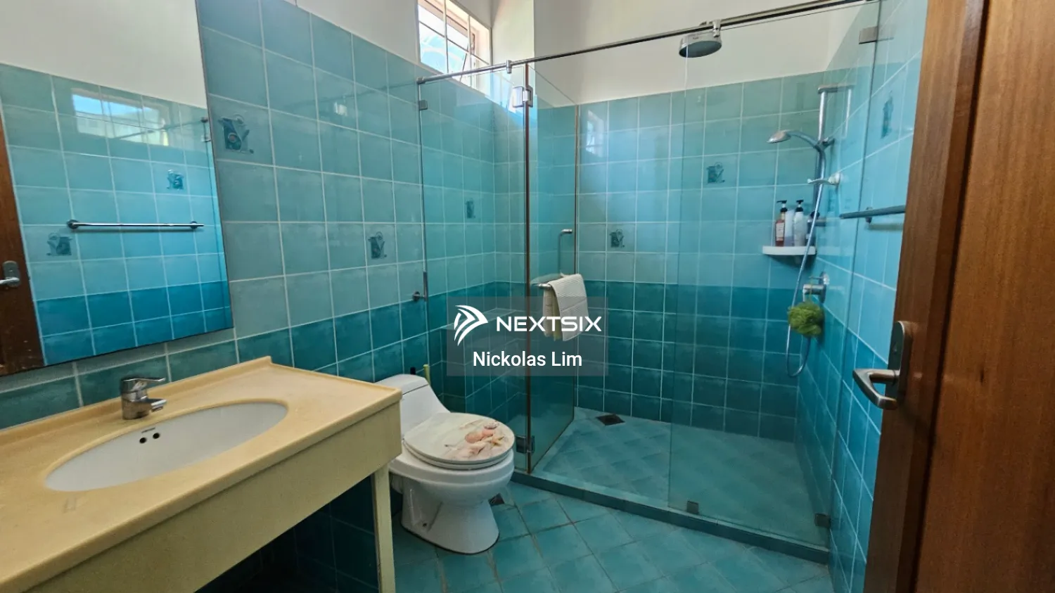 Bungalow For Sale in Batu Ferringhi Penang - Image 9