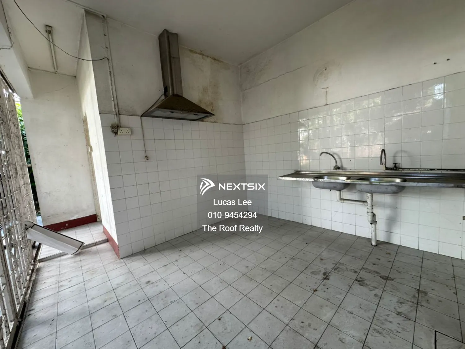 Semi-detached House For Sale in Penampang Sabah - Image 10