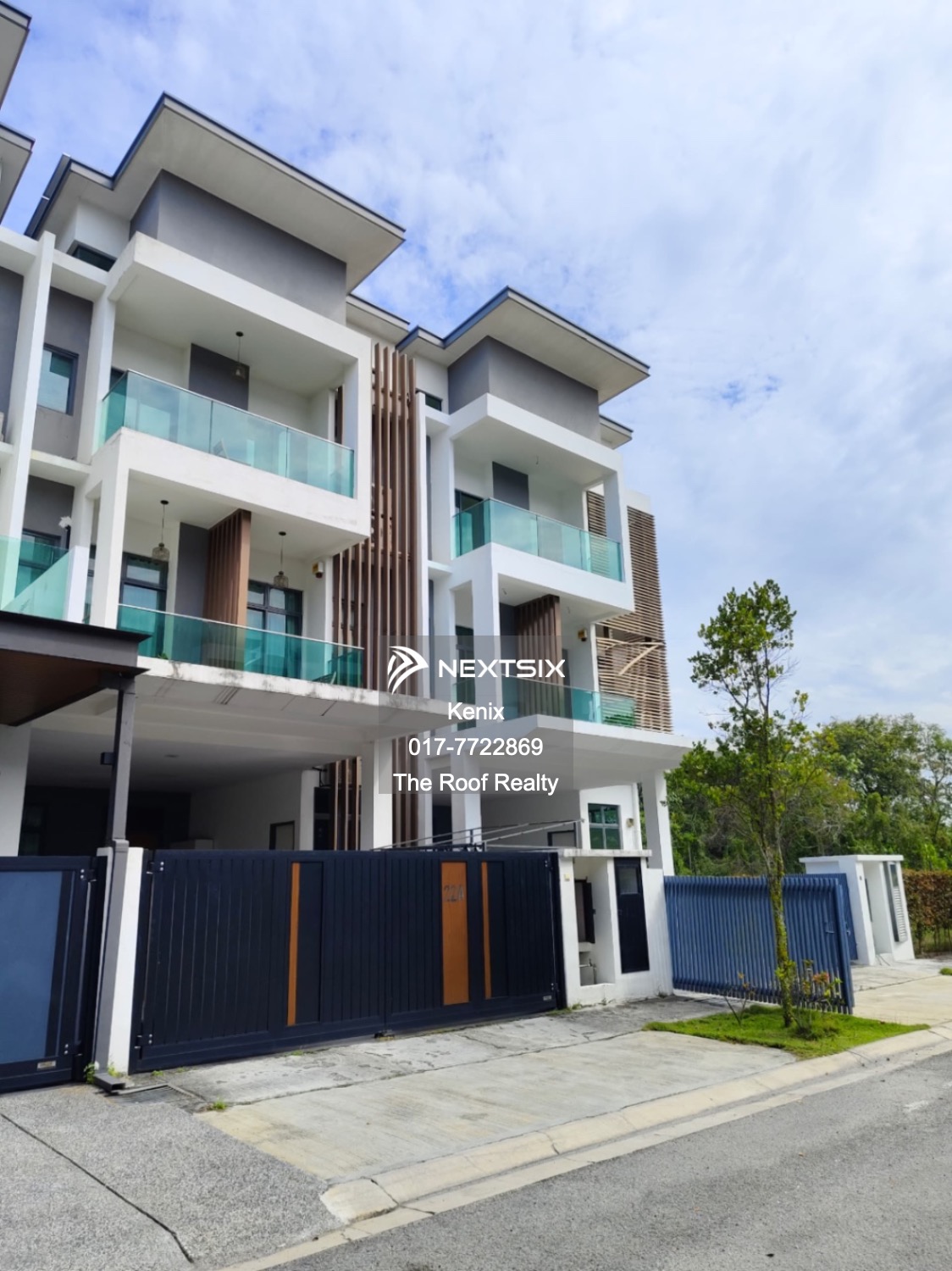 3-sty Terrace/Link House For Sale in Puchong Selangor