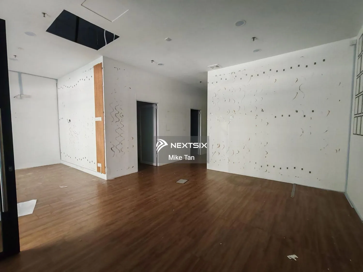 Shop For Sale in Seri Kembangan Selangor - Image 2