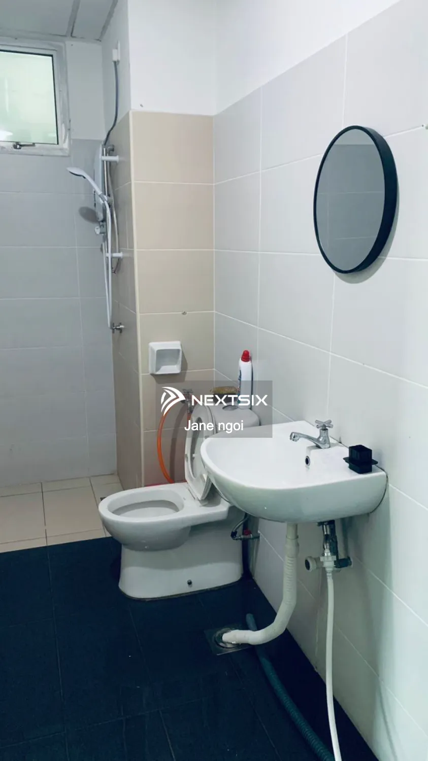 Serviced Residence For Rent in Tebrau Johor - Image 9