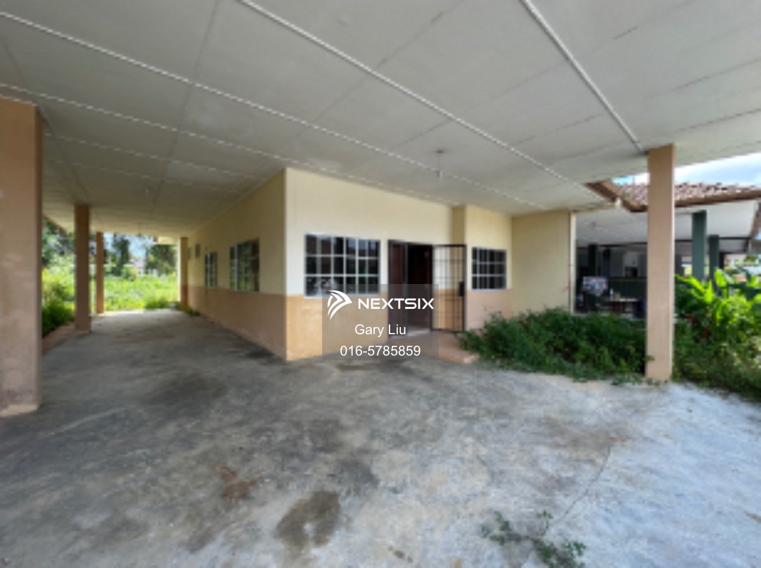 Semi-detached House For Sale in Kuching Sarawak