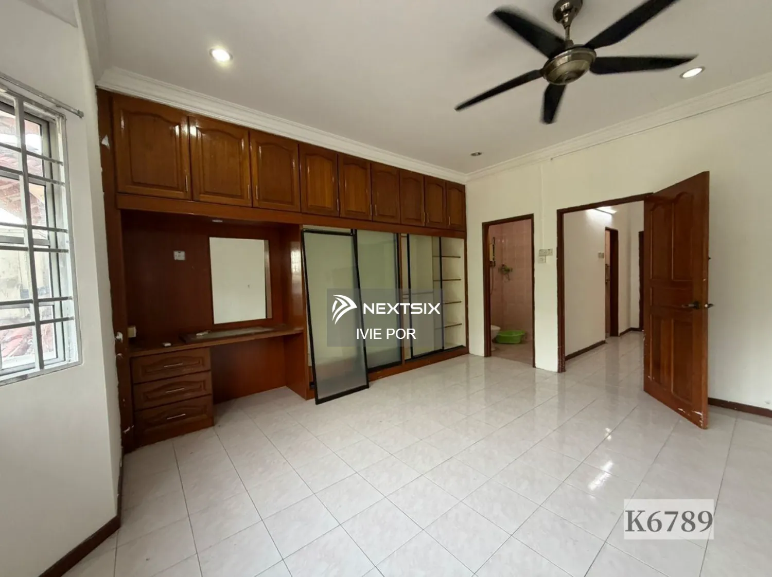 2-sty Terrace/Link House For Sale in Klang Selangor - Image 7
