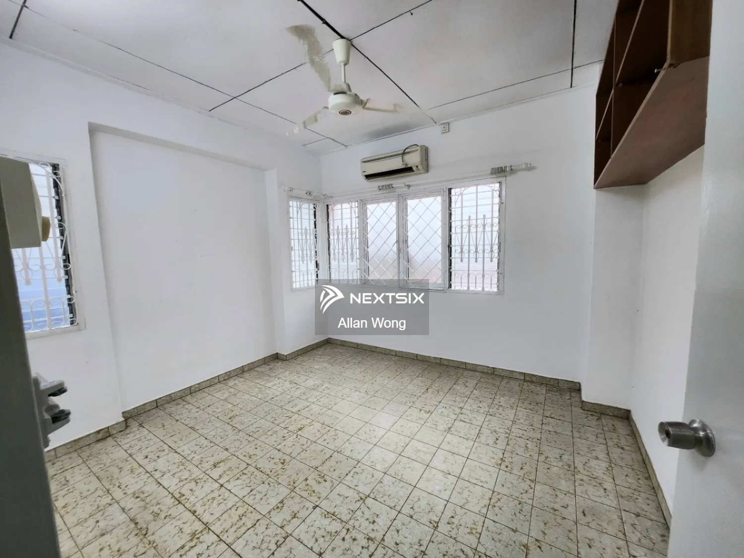 Semi-detached House For Sale in Johor Bahru Johor - Image 4
