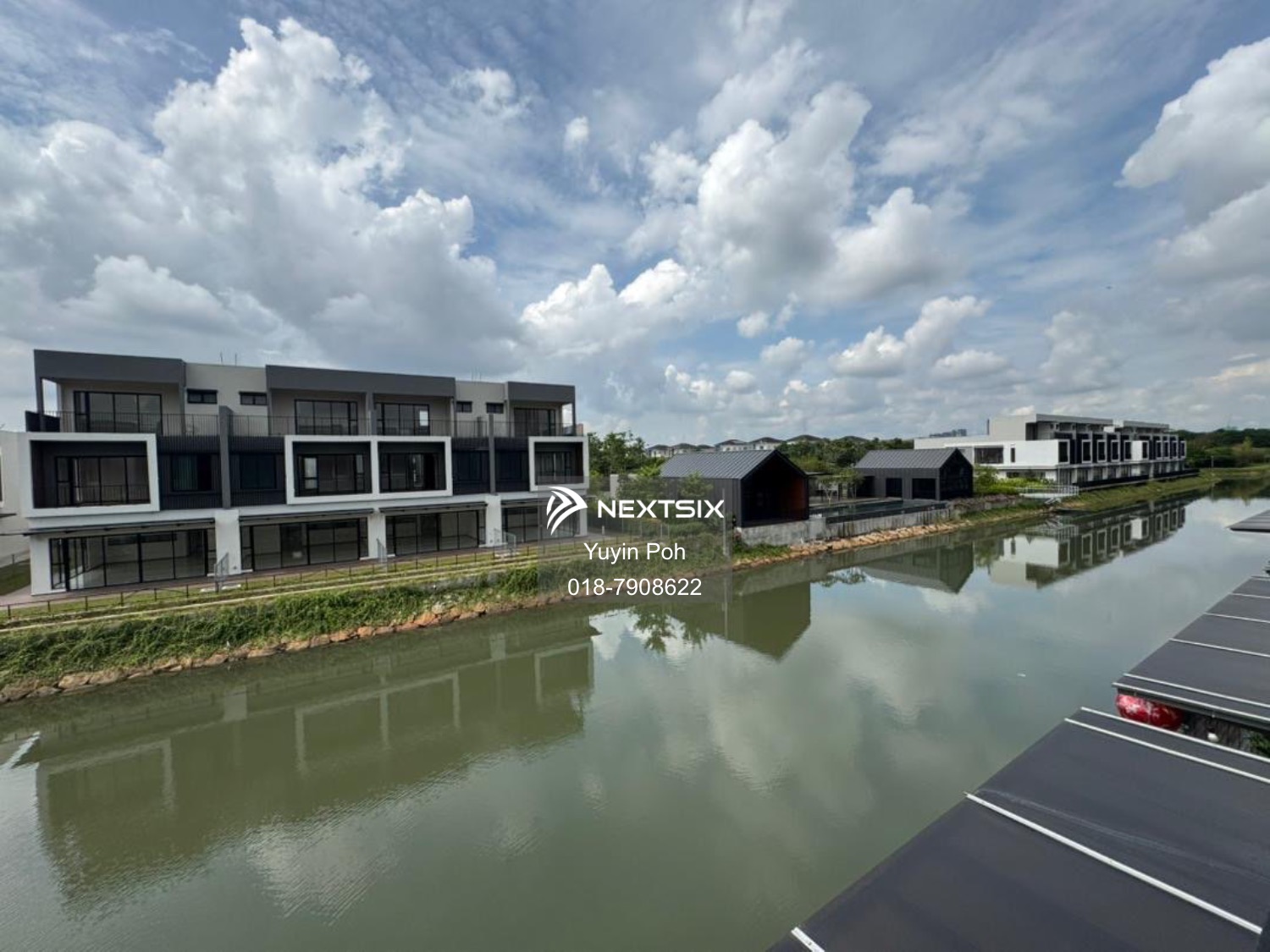 3-sty Terrace/Link House For Sale in Senibong Johor - Image 2