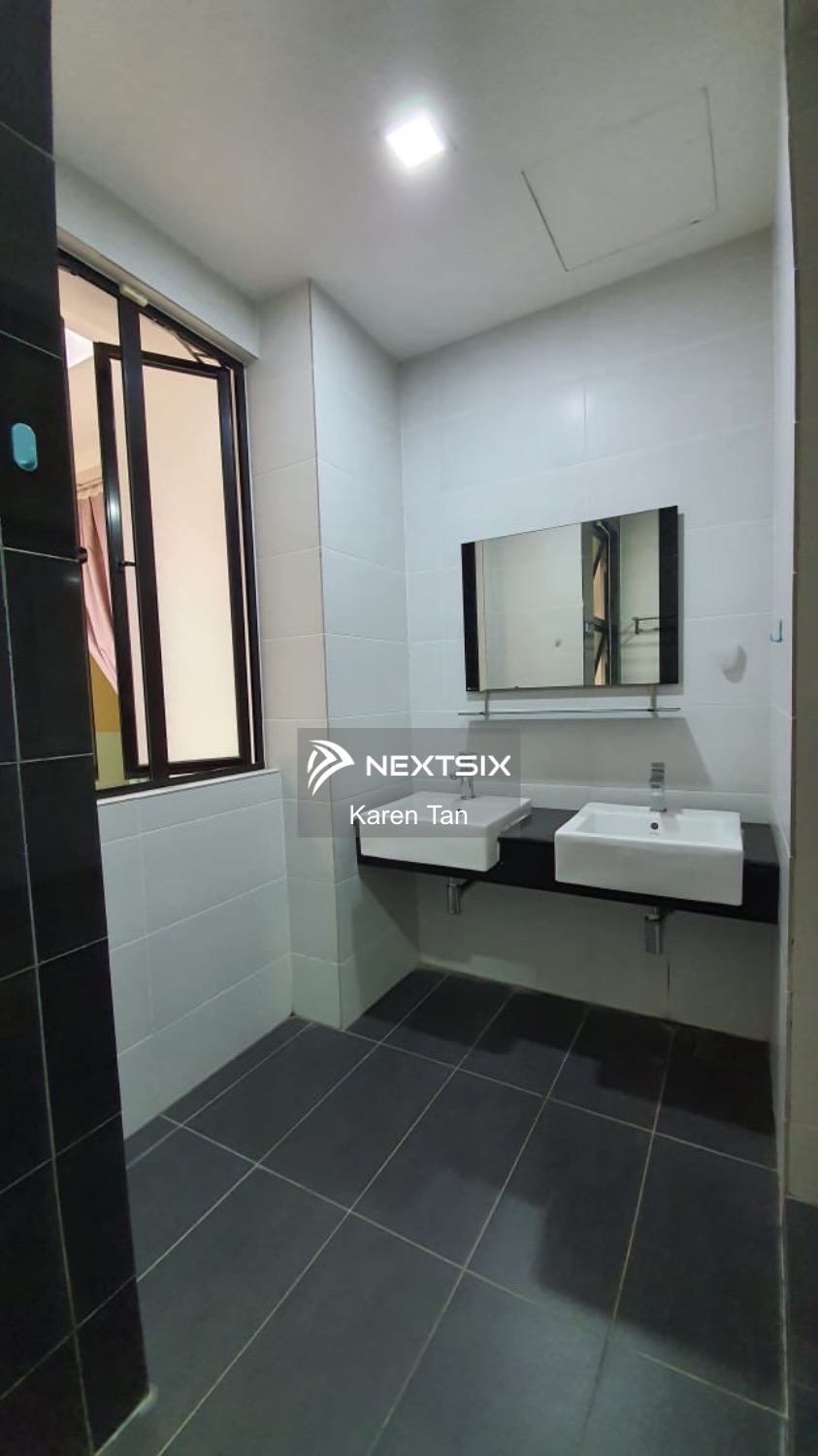 2-sty Terrace/Link House For Sale in Iskandar Puteri (Nusajaya) Johor - Image 4