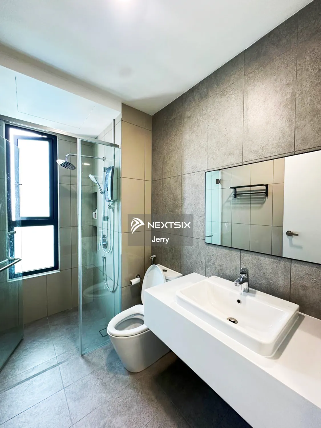 Condominium For Rent in Georgetown Penang - Image 6