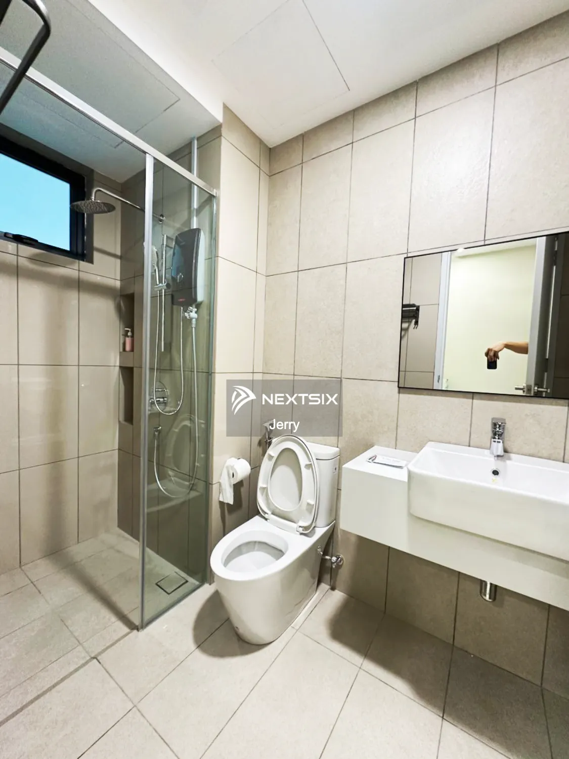 Condominium For Rent in Georgetown Penang - Image 8