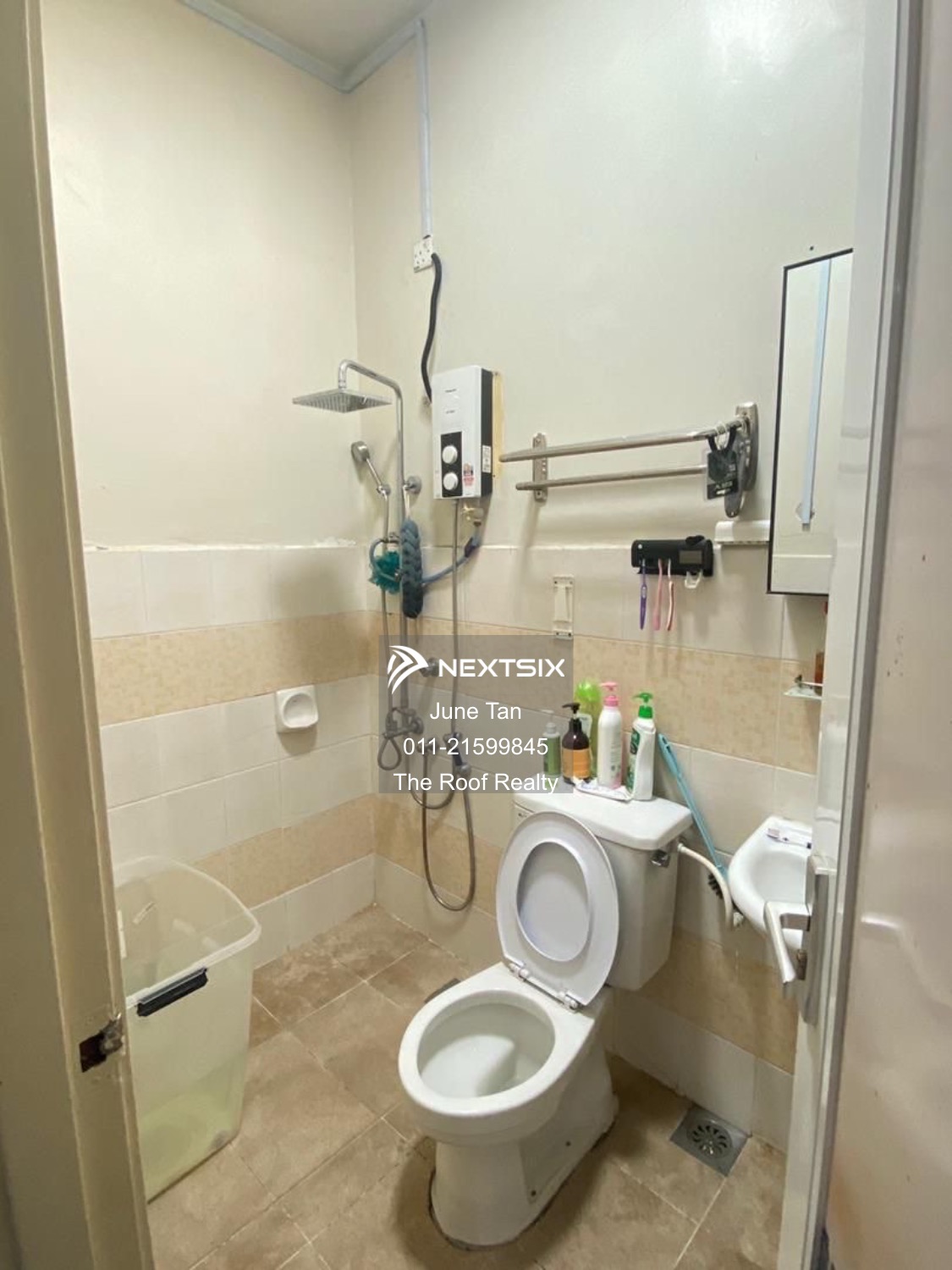 1.5-sty Terrace/Link House For Sale in Ulu Tiram Johor - Image 11