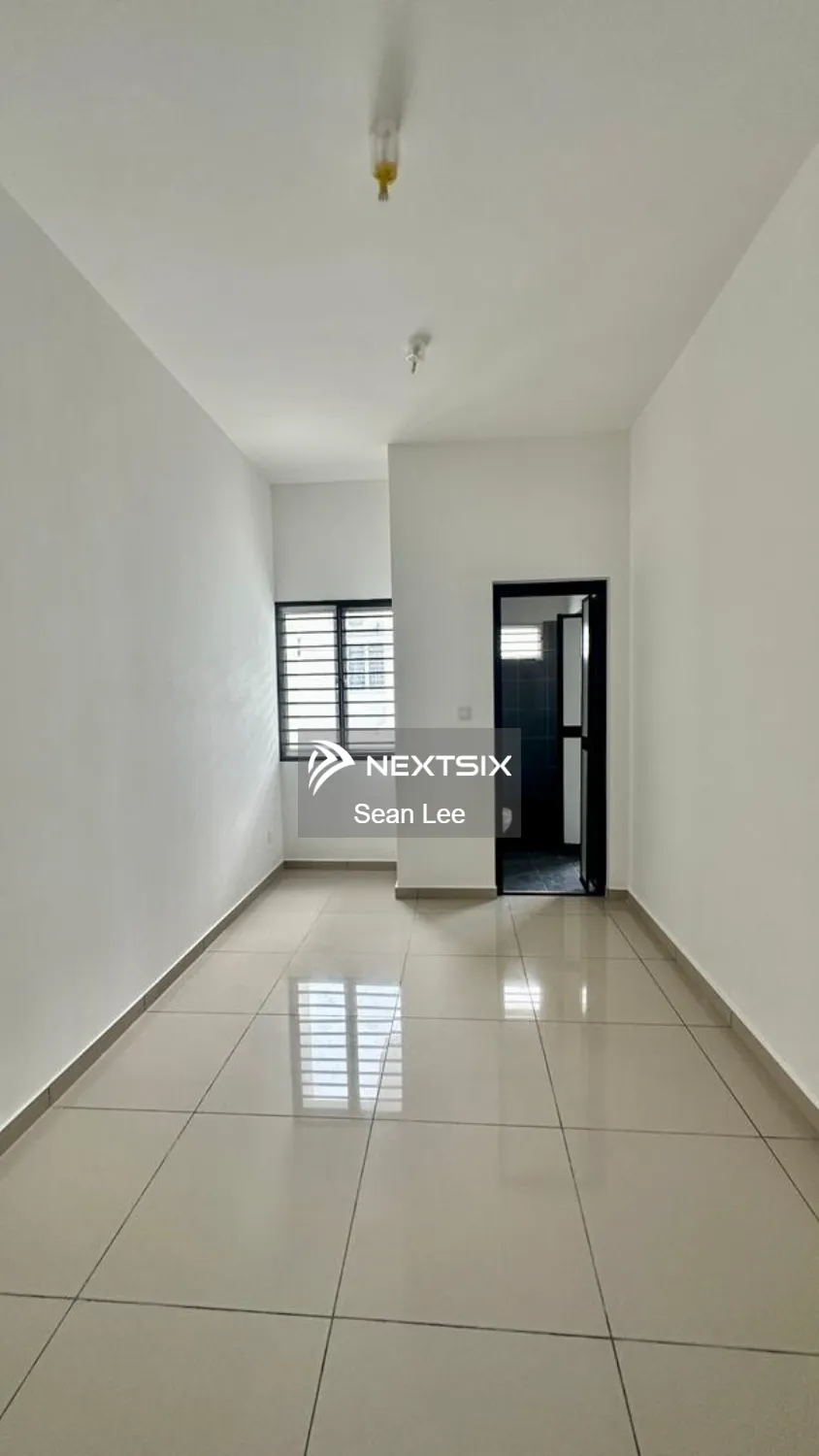 2-sty Terrace/Link House For Sale in Pekan Nanas Johor - Image 11