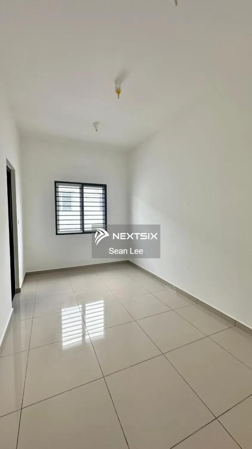 2-sty Terrace/Link House For Sale in Pekan Nanas Johor - Image 12