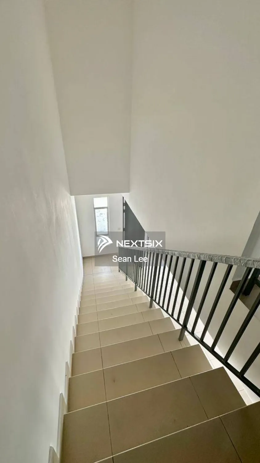 2-sty Terrace/Link House For Sale in Pekan Nanas Johor - Image 7