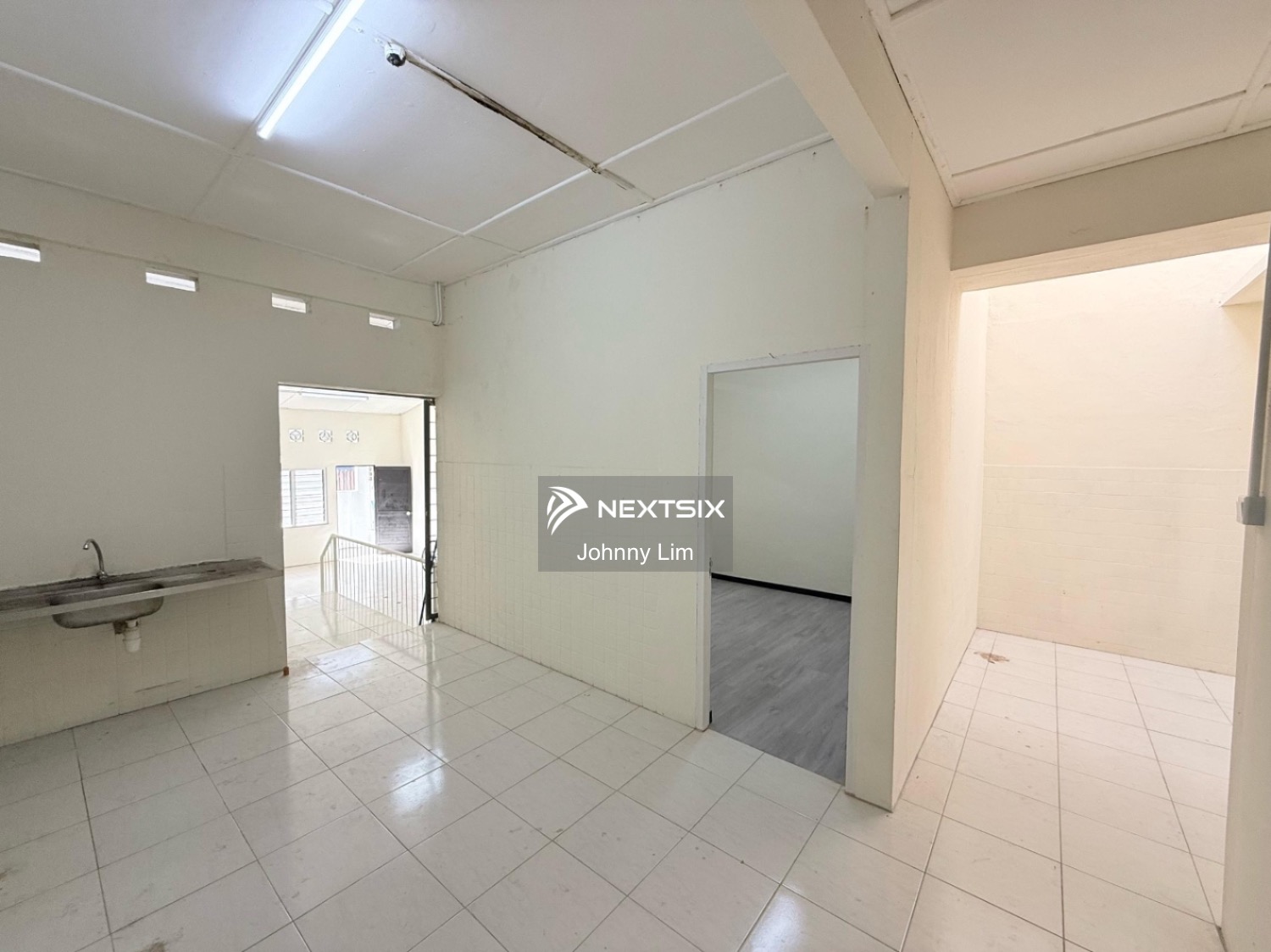 1-sty Terrace/Link House For Sale in Kuching Sarawak - Image 5