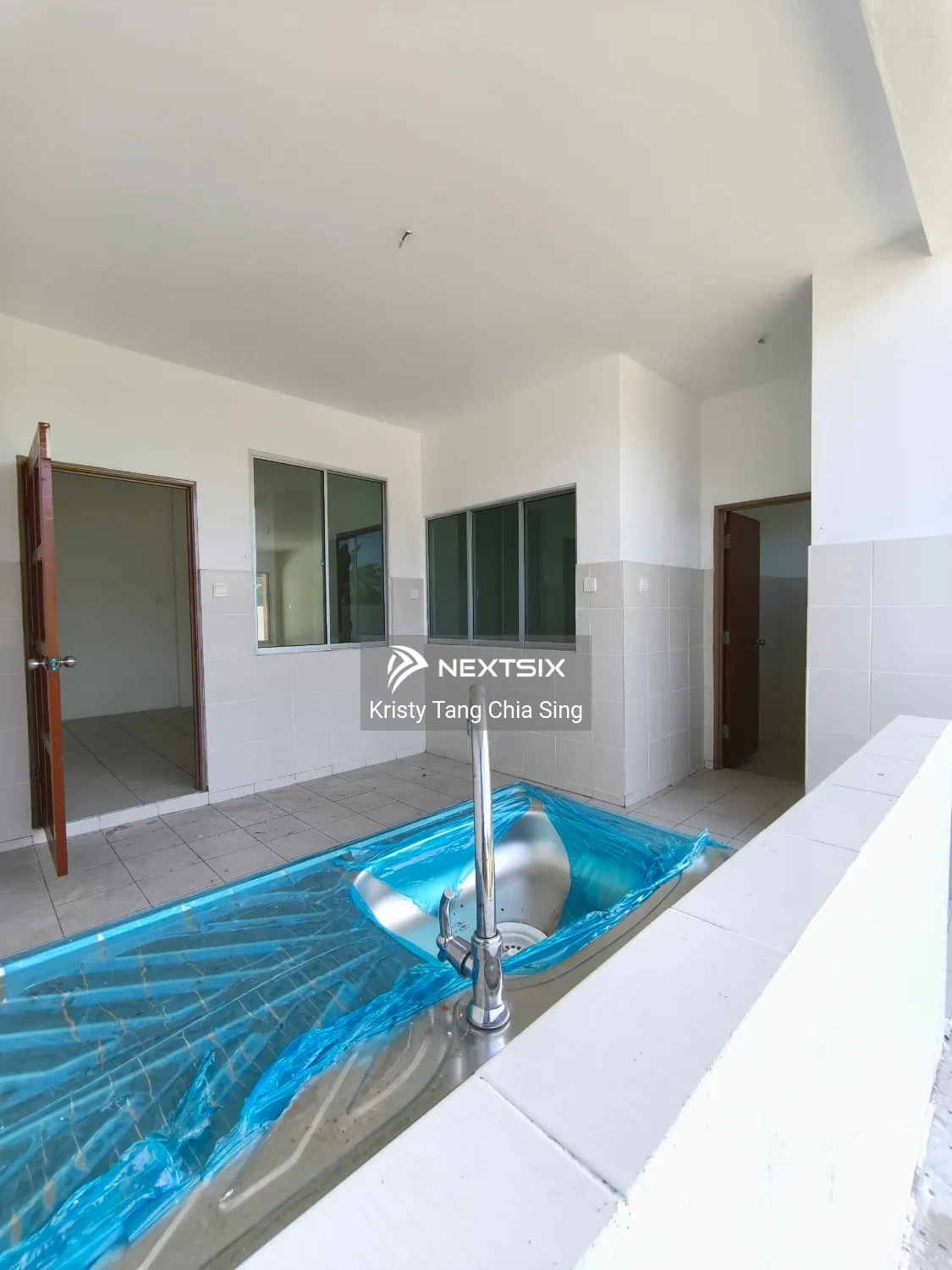 2-sty Terrace/Link House For Sale in Kuching Sarawak - Image 2