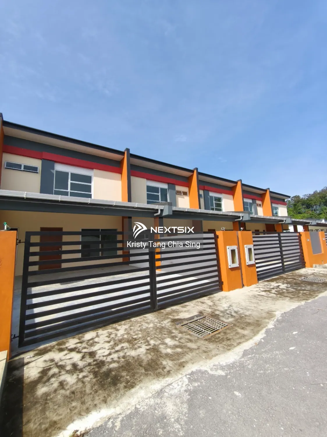 2-sty Terrace/Link House For Sale in Kuching Sarawak - Image 6