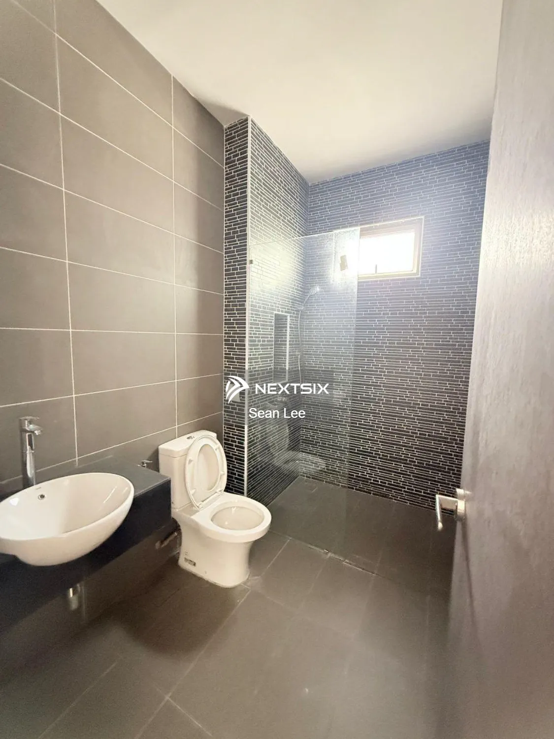 Semi-detached House For Sale in Johor Bahru Johor - Image 18