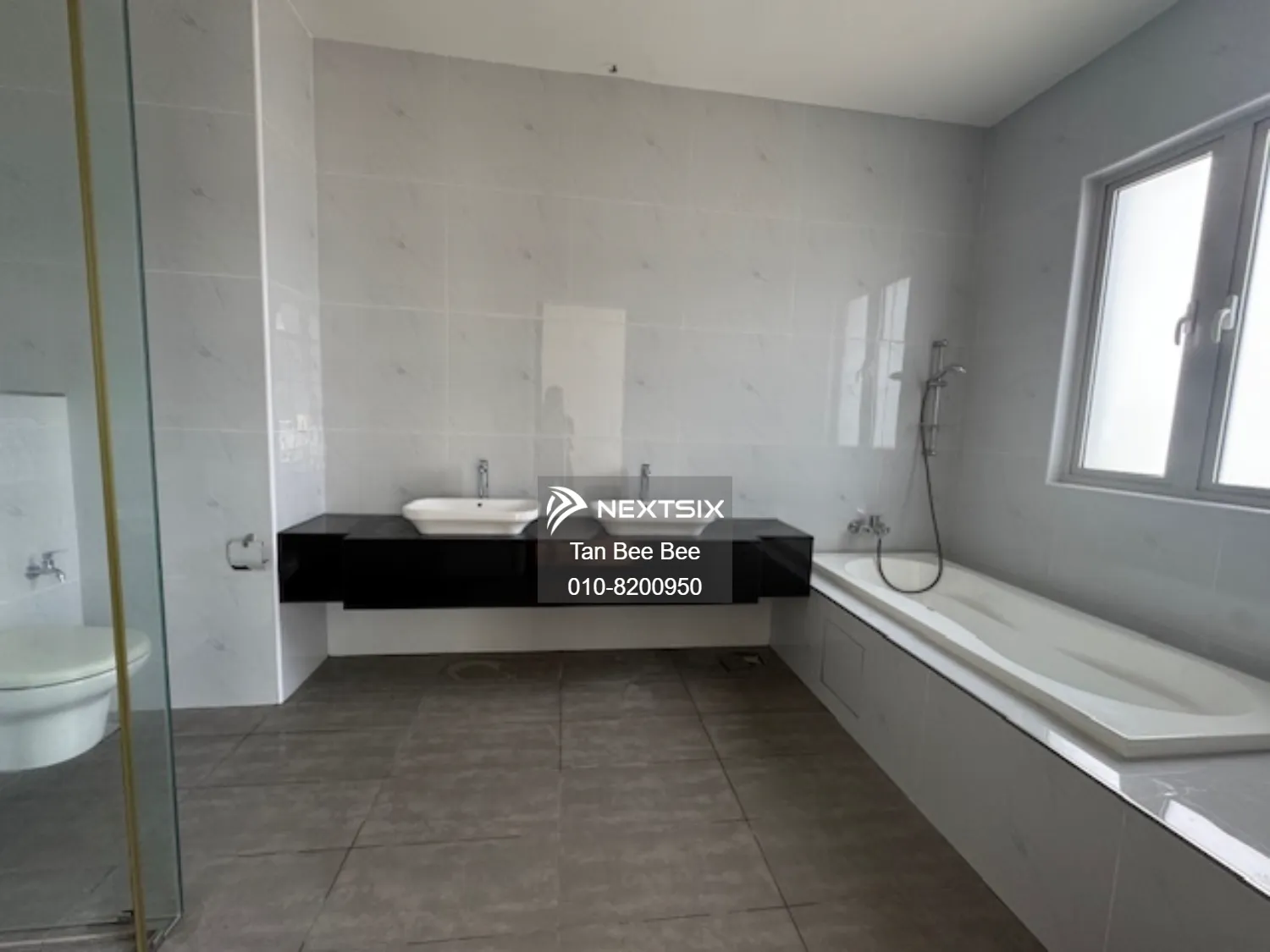 Semi-detached House For Sale in Ayer Baloi Johor - Image 18