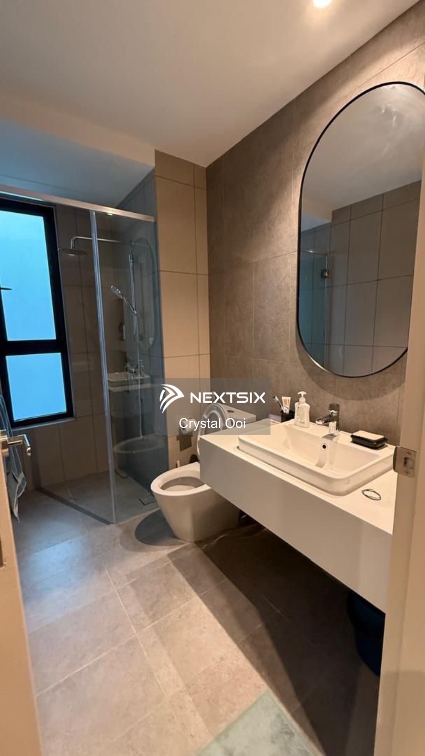 Condominium For Rent in Georgetown Penang - Image 5