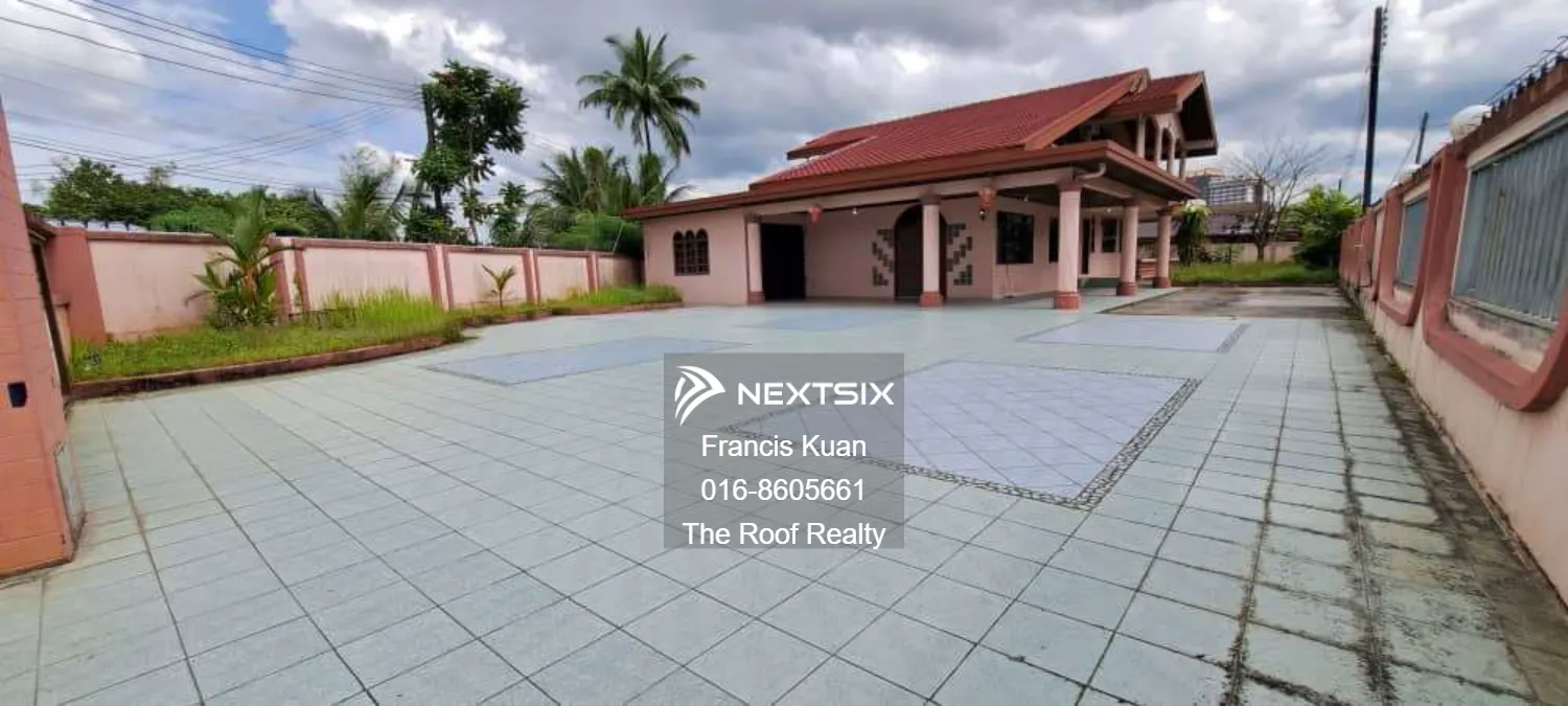 Bungalow For Rent in Kuching Sarawak