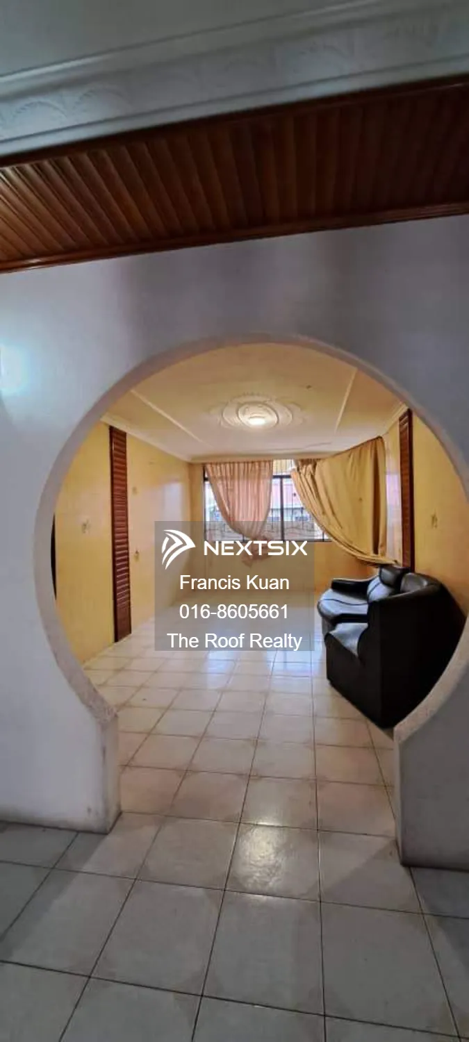 Bungalow For Rent in Kuching Sarawak - Image 12