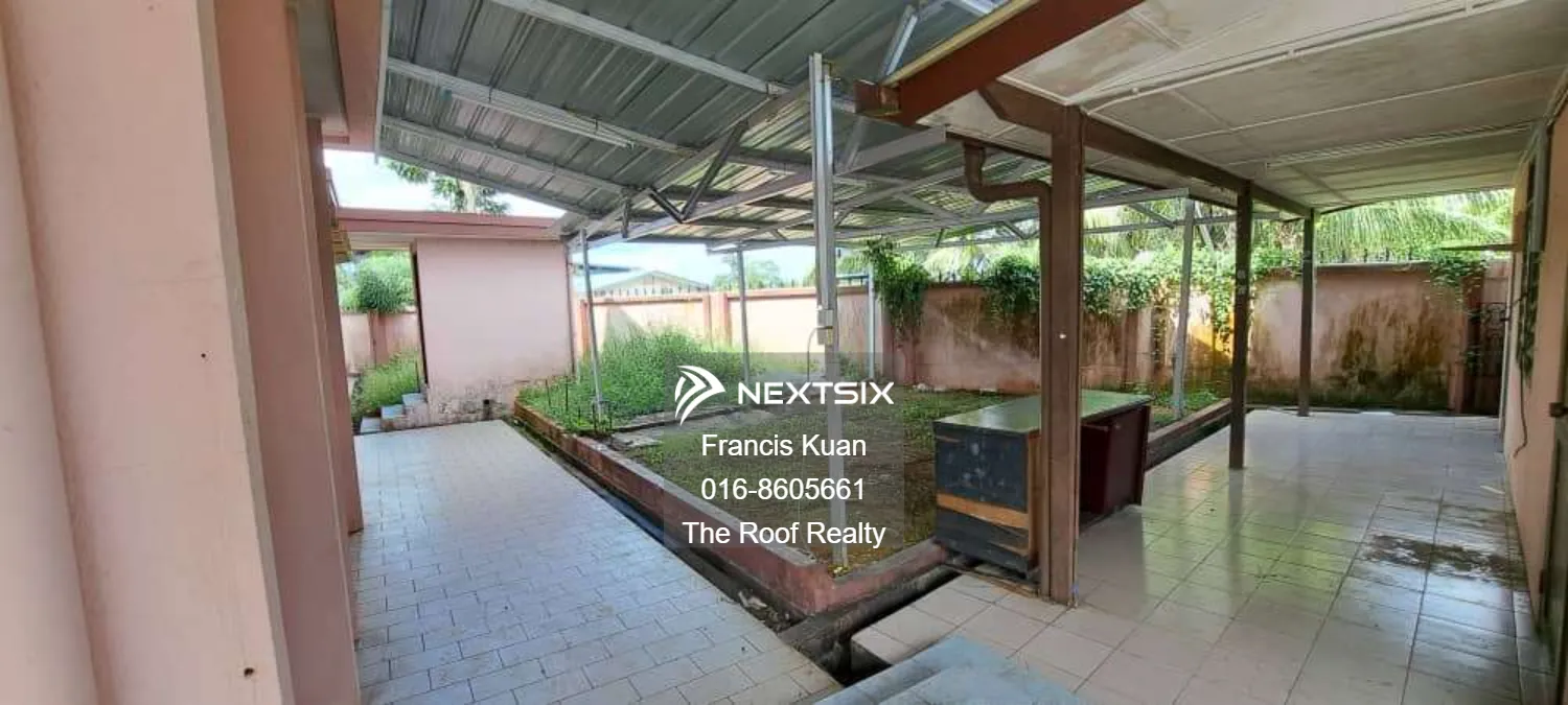 Bungalow For Rent in Kuching Sarawak - Image 5