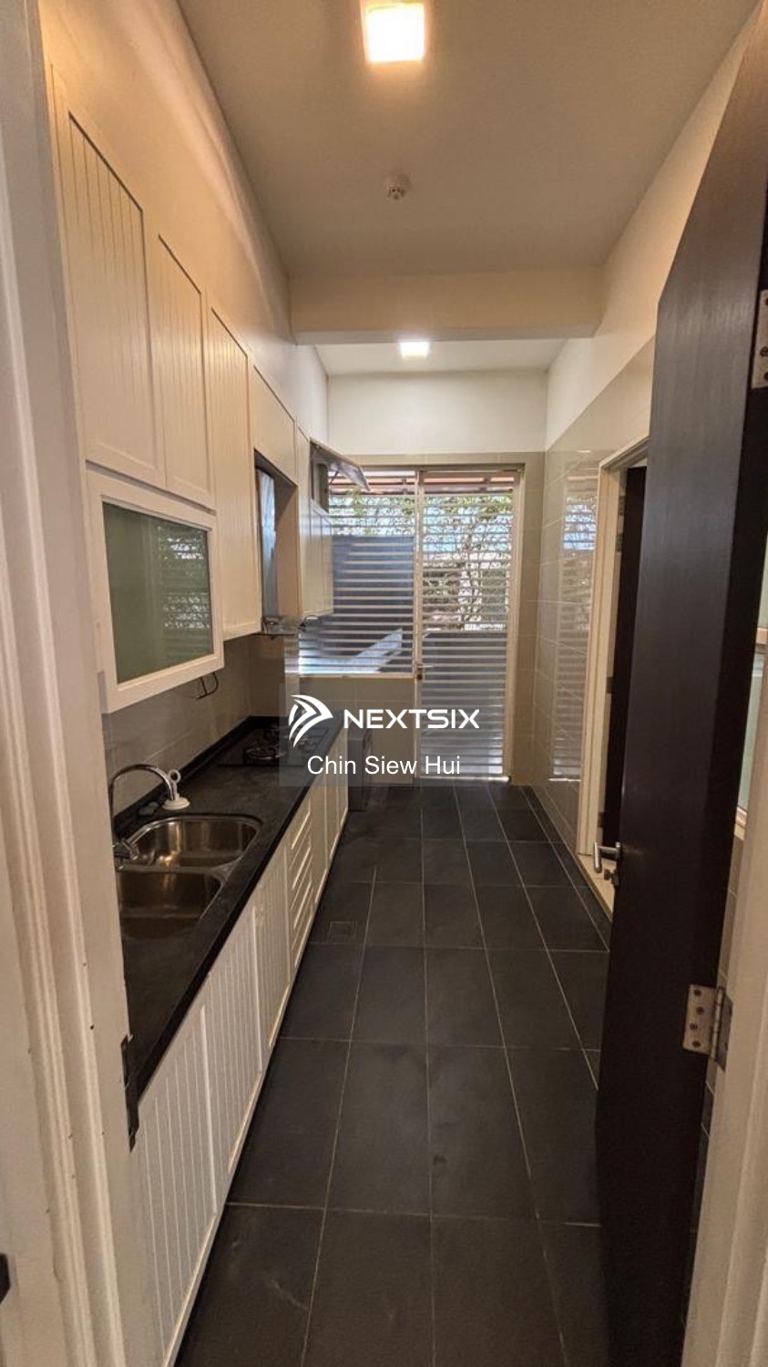 Semi-detached House For Sale in Gelang Patah Johor - Image 7