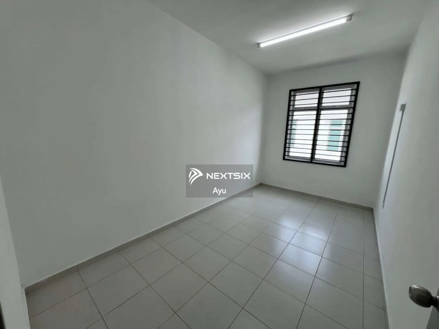 2.5-sty Terrace/Link House For Sale in Senai Johor - Image 10