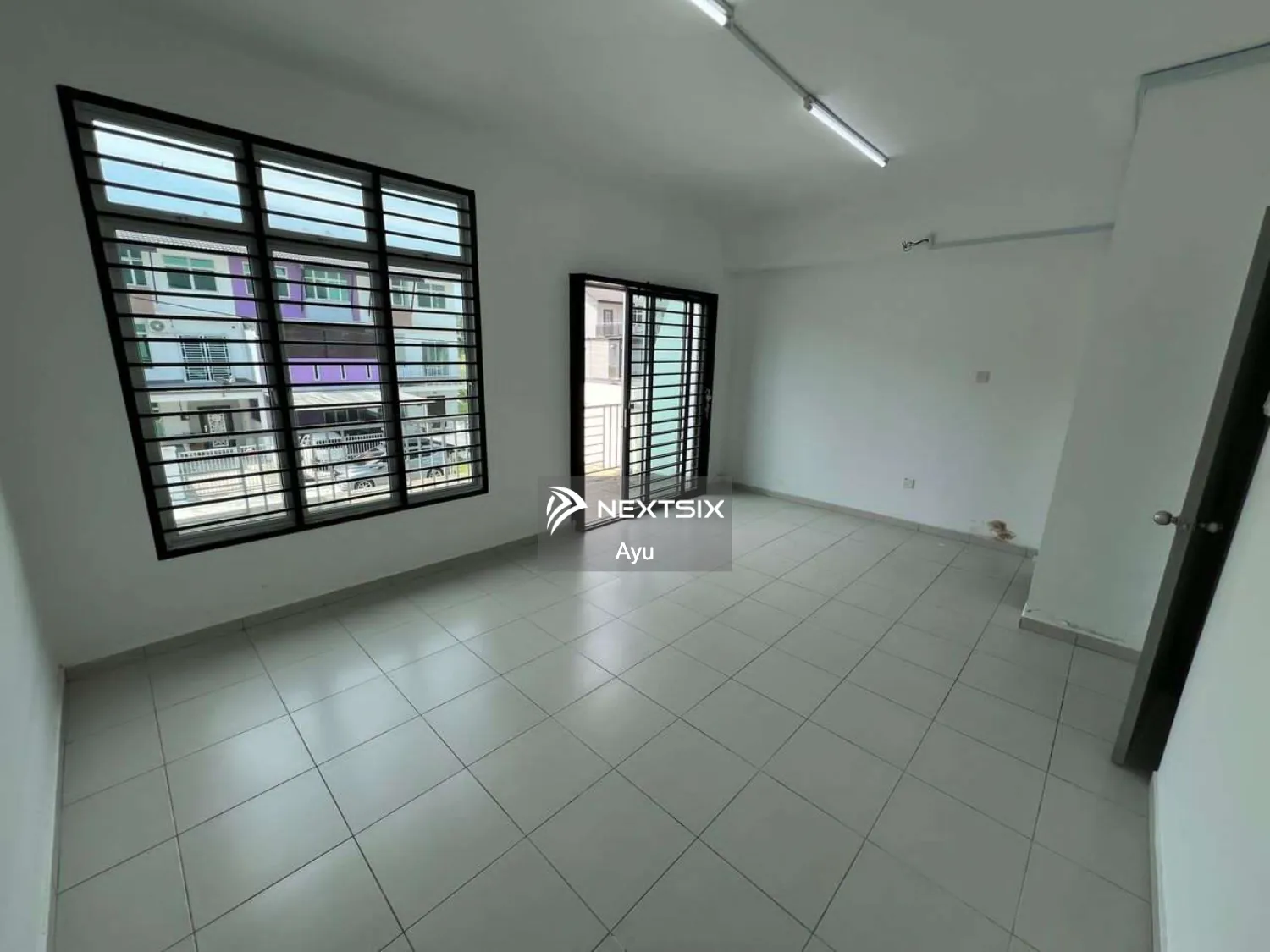 2.5-sty Terrace/Link House For Sale in Senai Johor - Image 9