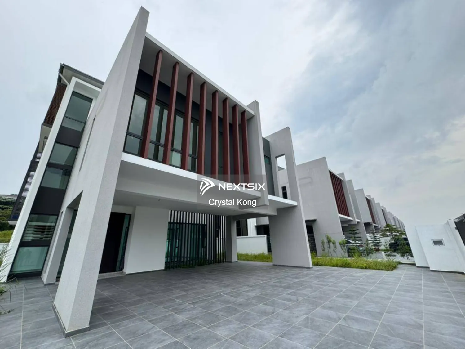 Bungalow For Sale in Setia Indah Johor