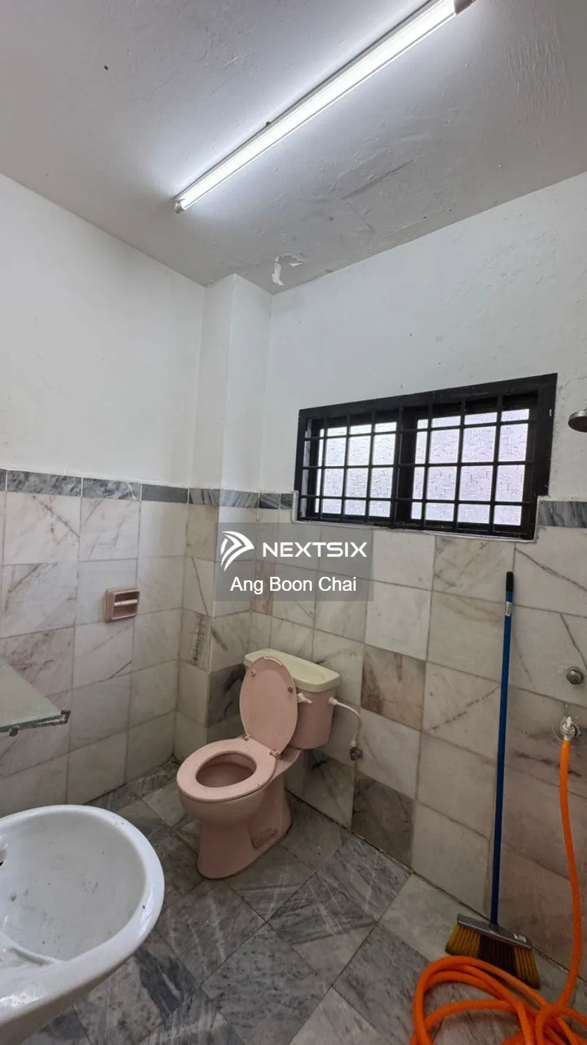 2-sty Terrace/Link House For Sale in Skudai Johor - Image 6