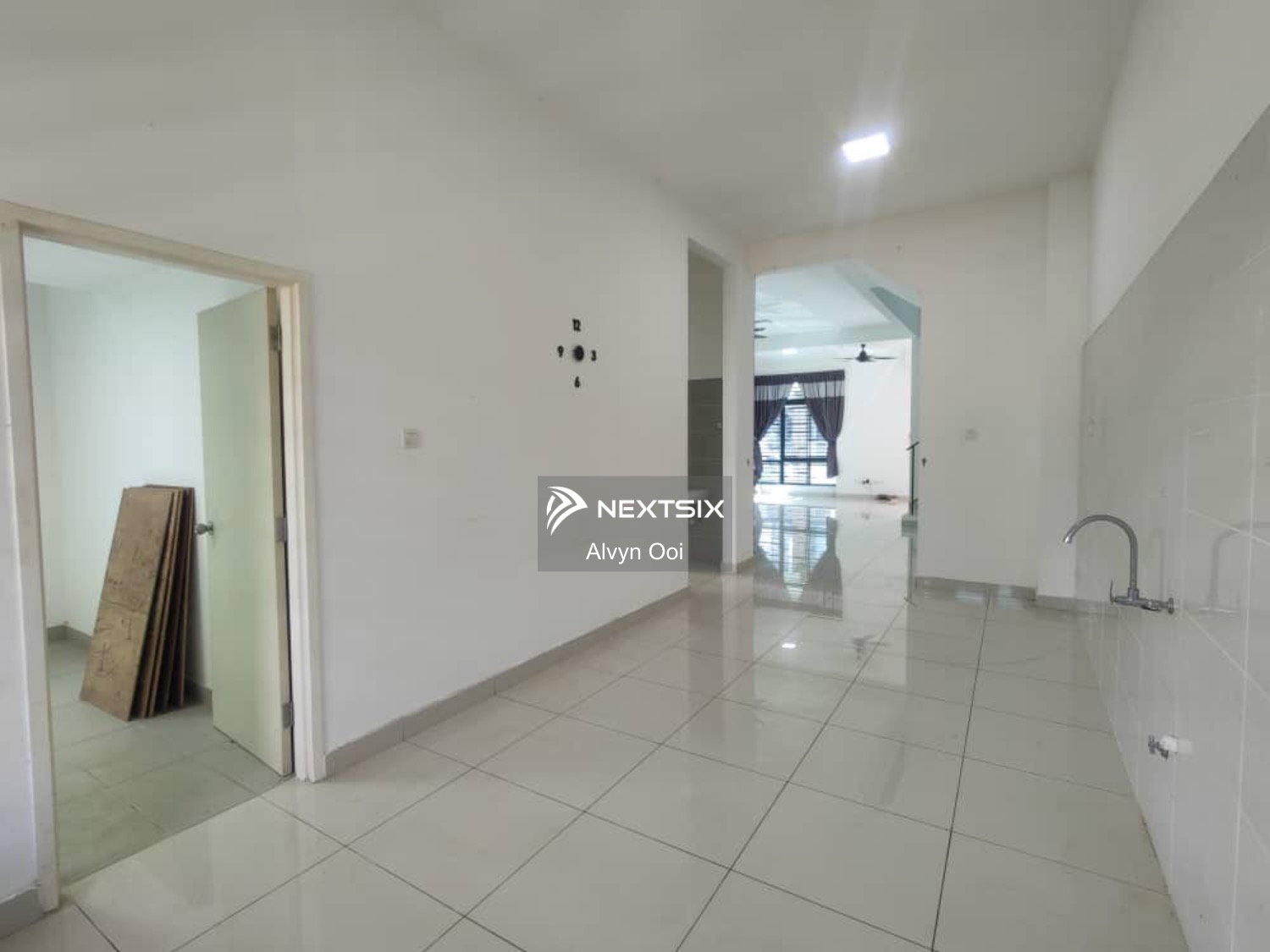Semi-detached House For Sale in Johor Bahru Johor - Image 4