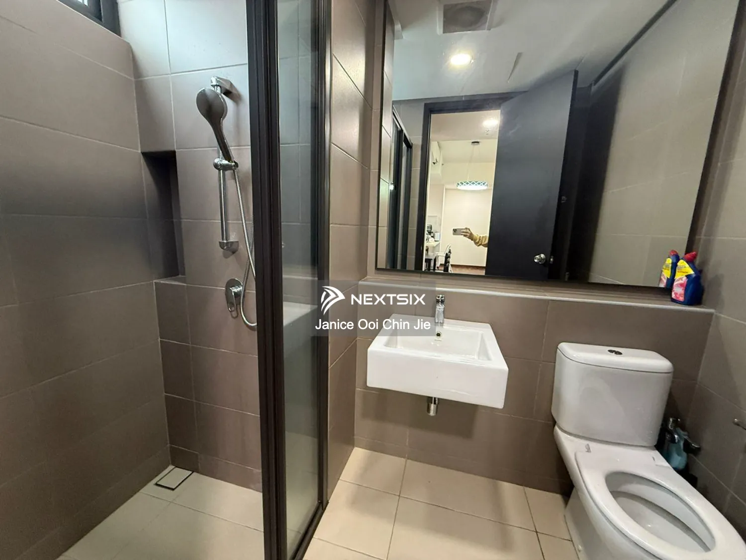 Serviced Residence For Sale in Tanjong Tokong Penang - Image 8