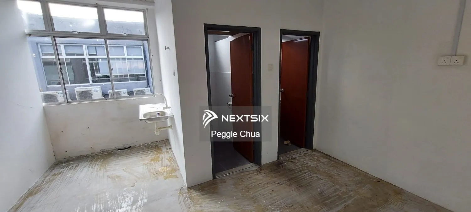 Shop For Sale in Kota Tinggi Johor - Image 7