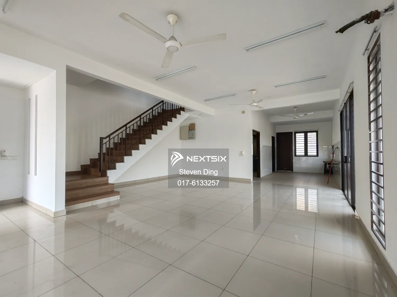 2-sty Terrace/Link House For Sale in Bandar Bukit Raja Selangor - Image 2