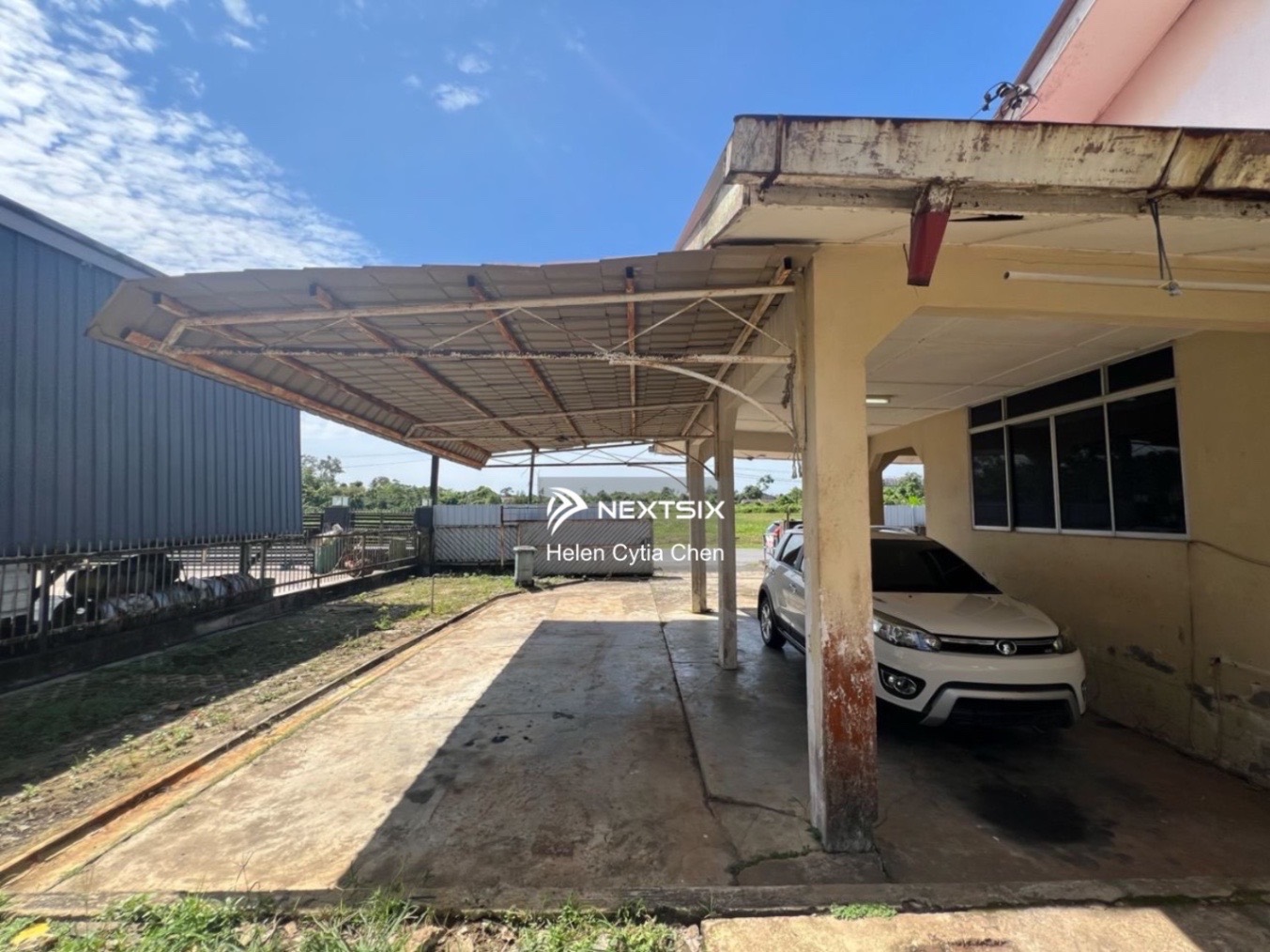 Semi-detached House For Sale in Kuching Sarawak - Image 7