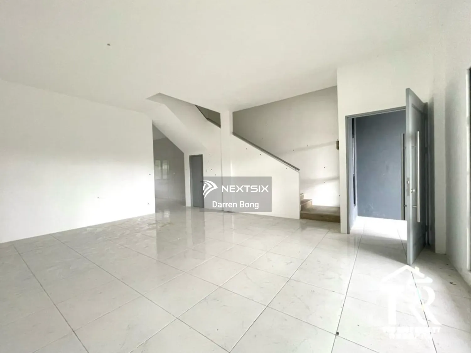 2-sty Terrace/Link House For Sale in Kuching Sarawak - Image 3