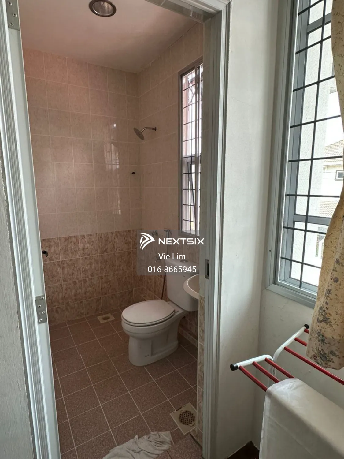 Semi-detached House For Rent in Asajaya Sarawak - Image 8