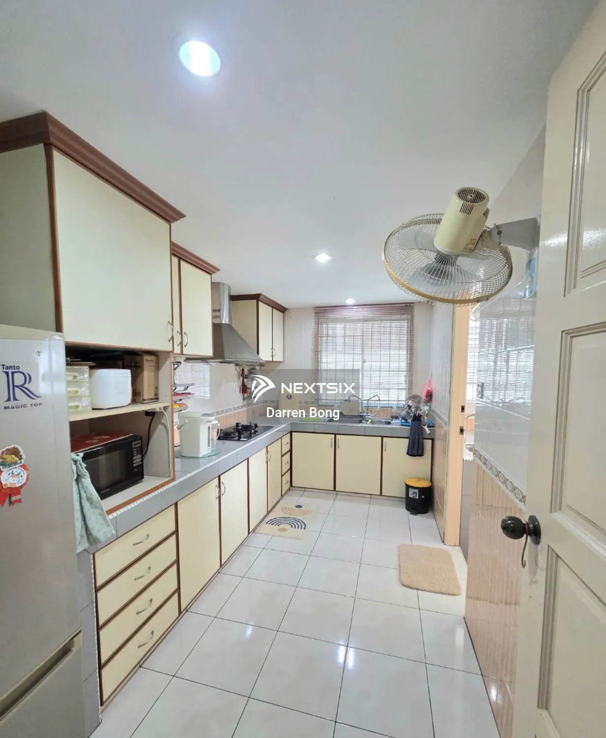 Semi-detached House For Sale in Kuching Sarawak - Image 6