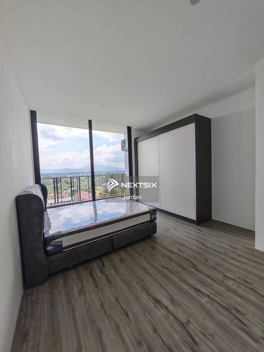 Serviced Residence For Rent in Kuching Sarawak - Image 7