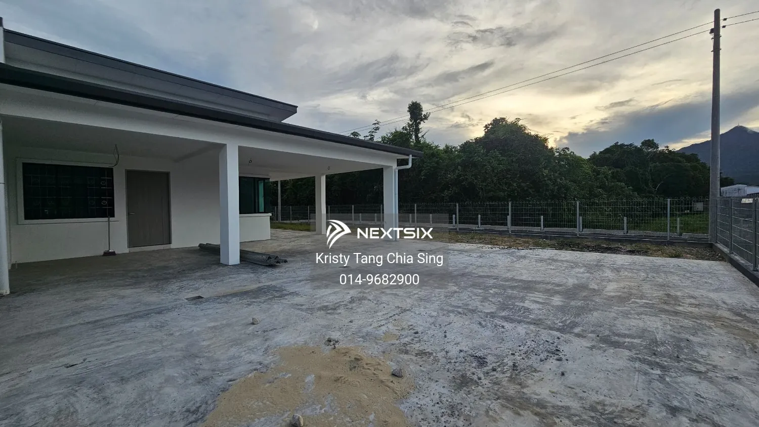 1-sty Terrace/Link House For Sale in Kuching Sarawak - Image 5
